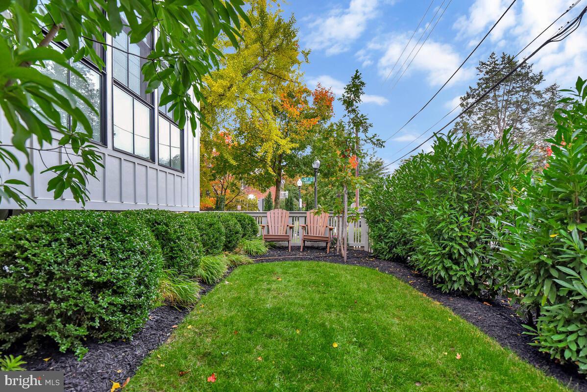 3636 S ST NW, WASHINGTON, District Of Columbia 20007, 6 Bedrooms Bedrooms, 11 Rooms Rooms,4 BathroomsBathrooms,Residential,For sale,3636 S ST NW,DCDC2228138 MLS # DCDC2228138