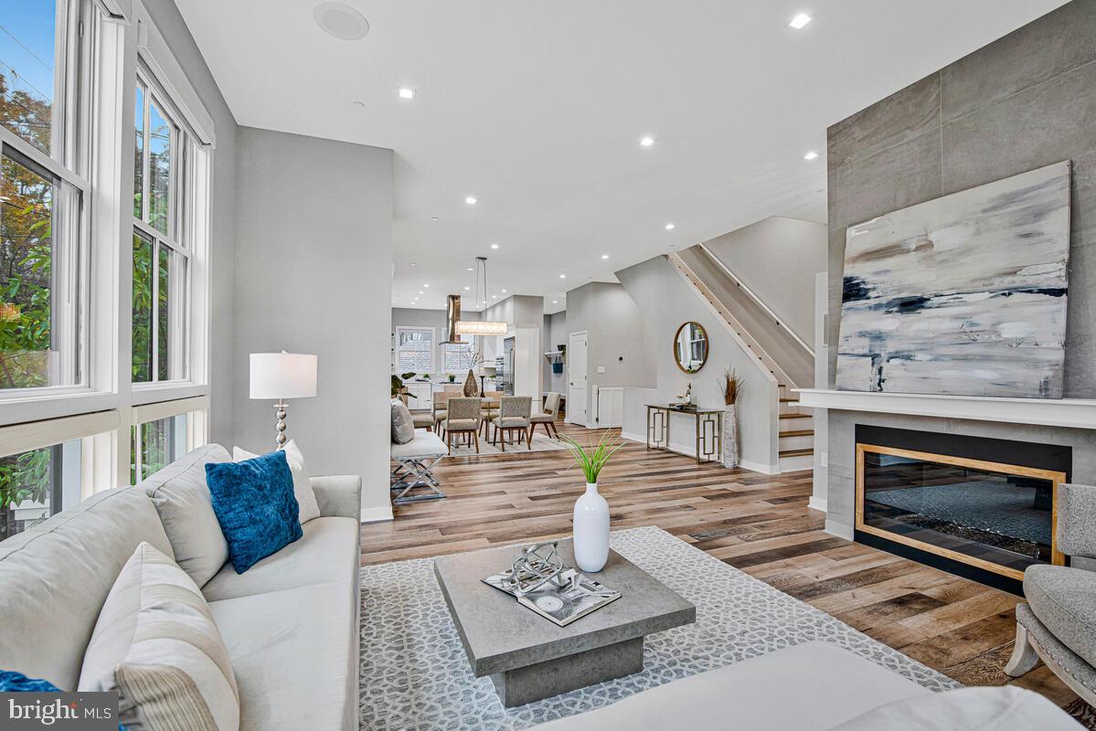 3636 S ST NW, WASHINGTON, District Of Columbia 20007, 6 Bedrooms Bedrooms, 11 Rooms Rooms,4 BathroomsBathrooms,Residential,For sale,3636 S ST NW,DCDC2228138 MLS # DCDC2228138