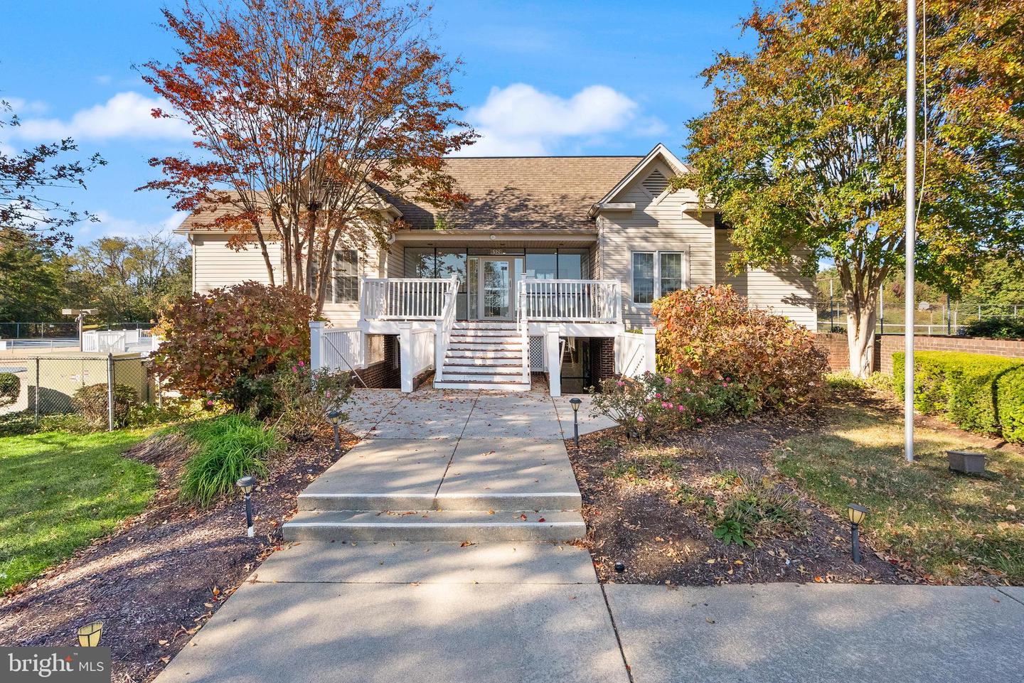 6905-B KEYSER WAY, ALEXANDRIA, Virginia 22310, 2 Bedrooms Bedrooms, ,2 BathroomsBathrooms,Residential,For sale,6905-B KEYSER WAY,VAFX2276352 MLS # VAFX2276352