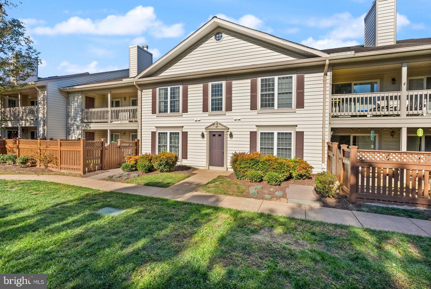 6905-B KEYSER WAY, ALEXANDRIA, Virginia 22310, 2 Bedrooms Bedrooms, ,2 BathroomsBathrooms,Residential,For sale,6905-B KEYSER WAY,VAFX2276352 MLS # VAFX2276352