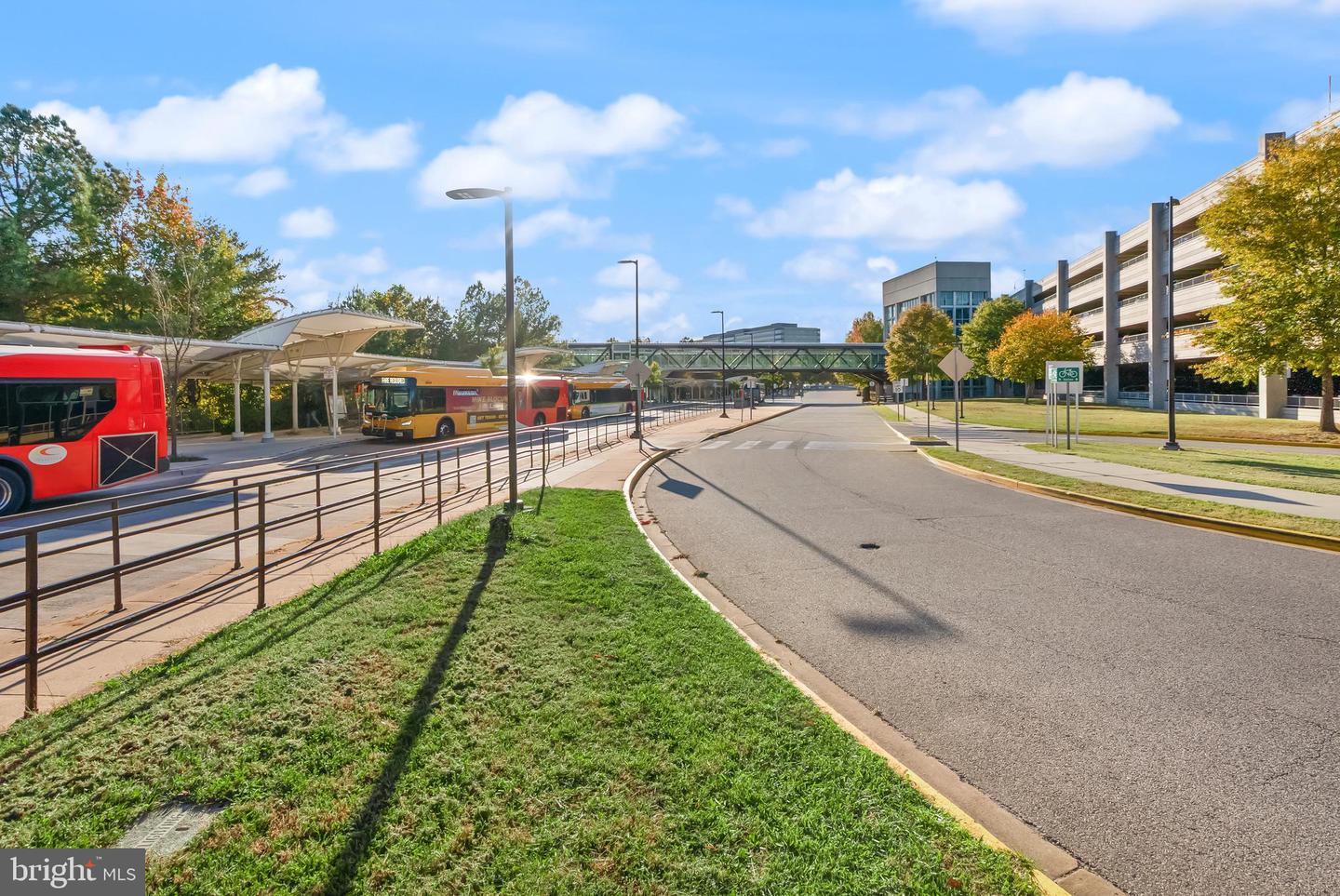 6905-B KEYSER WAY, ALEXANDRIA, Virginia 22310, 2 Bedrooms Bedrooms, ,2 BathroomsBathrooms,Residential,For sale,6905-B KEYSER WAY,VAFX2276352 MLS # VAFX2276352