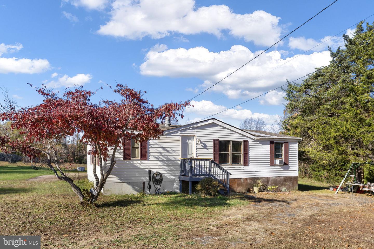 9004 THORNTON ROLLING RD, FREDERICKSBURG, Virginia 22408, 2 Bedrooms Bedrooms, ,2 BathroomsBathrooms,Residential,For sale,9004 THORNTON ROLLING RD,VASP2037458 MLS # VASP2037458
