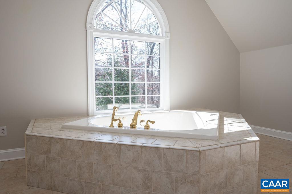 2620 WIND RIVER RD, CHARLOTTESVILLE, Virginia 22901, 4 Bedrooms Bedrooms, ,4 BathroomsBathrooms,Residential,For sale,2620 WIND RIVER RD,671350 MLS # 671350