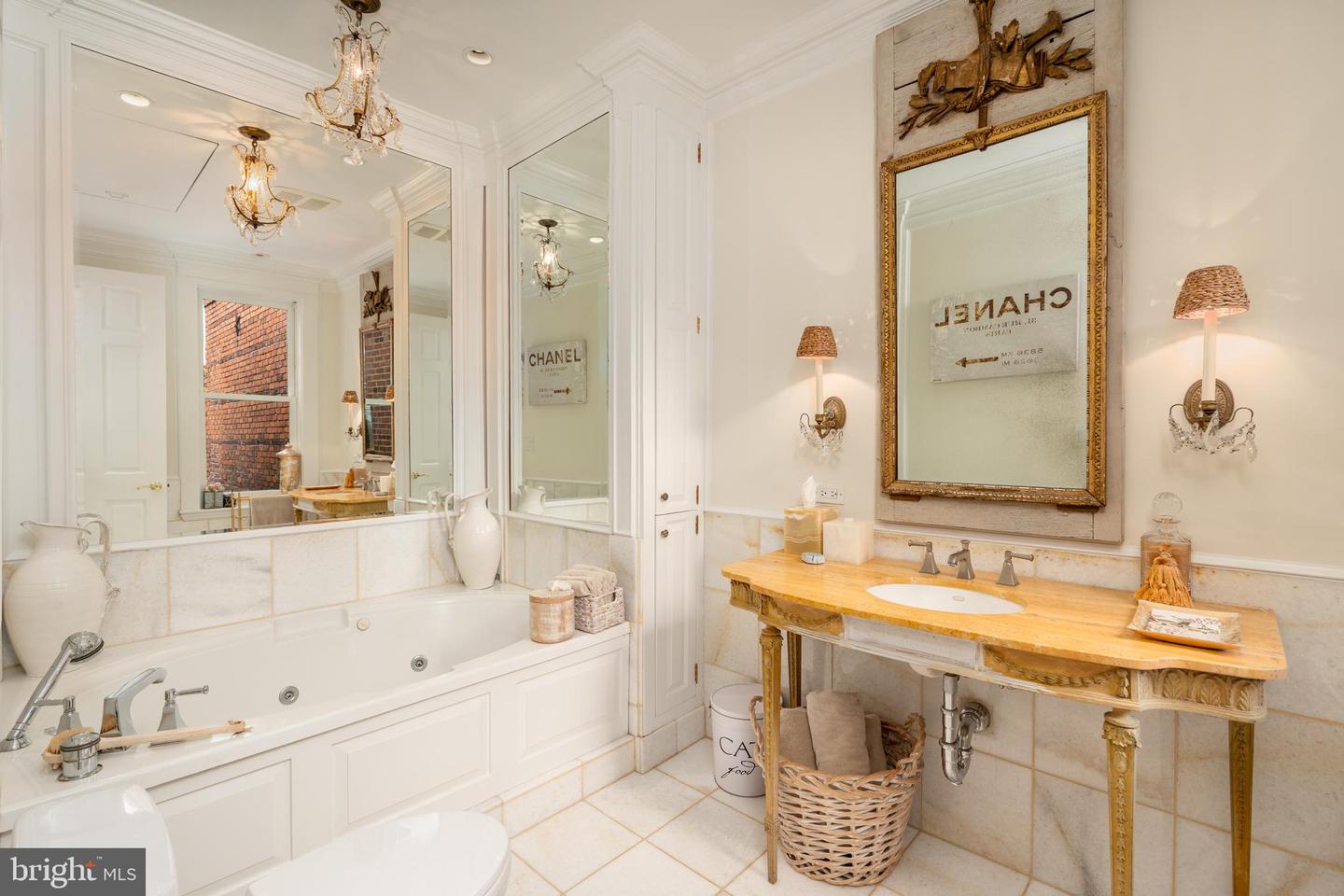 3070 Q ST NW, WASHINGTON, District Of Columbia 20007, 5 Bedrooms Bedrooms, ,3 BathroomsBathrooms,Residential,For sale,3070 Q ST NW,DCDC2232752 MLS # DCDC2232752