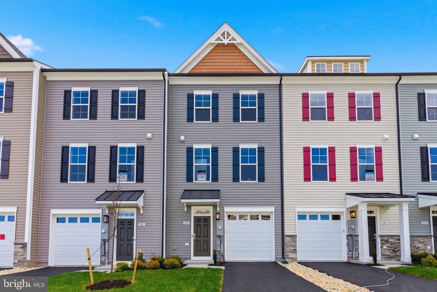 209 MONTEITH DR, WINCHESTER, Virginia 22601, 3 Bedrooms Bedrooms, ,3 BathroomsBathrooms,Residential,For sale,209 MONTEITH DR,VAWI2009524 MLS # VAWI2009524