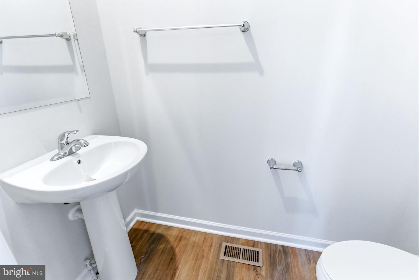 209 MONTEITH DR, WINCHESTER, Virginia 22601, 3 Bedrooms Bedrooms, ,3 BathroomsBathrooms,Residential,For sale,209 MONTEITH DR,VAWI2009524 MLS # VAWI2009524