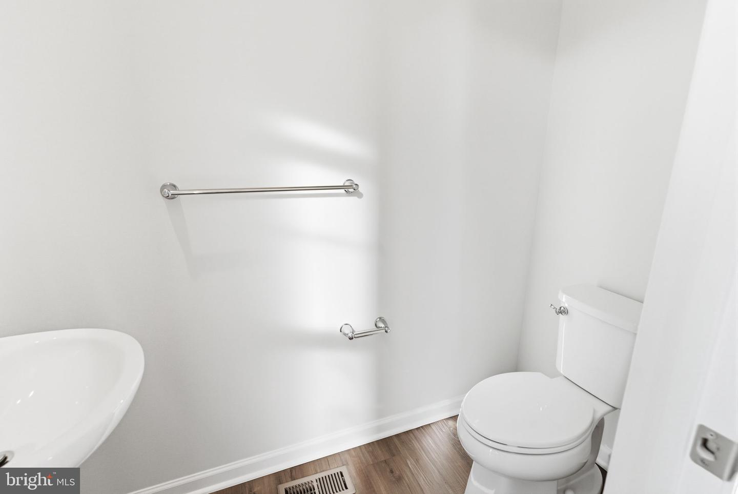 222 MONTEITH DR, WINCHESTER, Virginia 22601, 3 Bedrooms Bedrooms, ,3 BathroomsBathrooms,Residential,For sale,222 MONTEITH DR,VAWI2009526 MLS # VAWI2009526