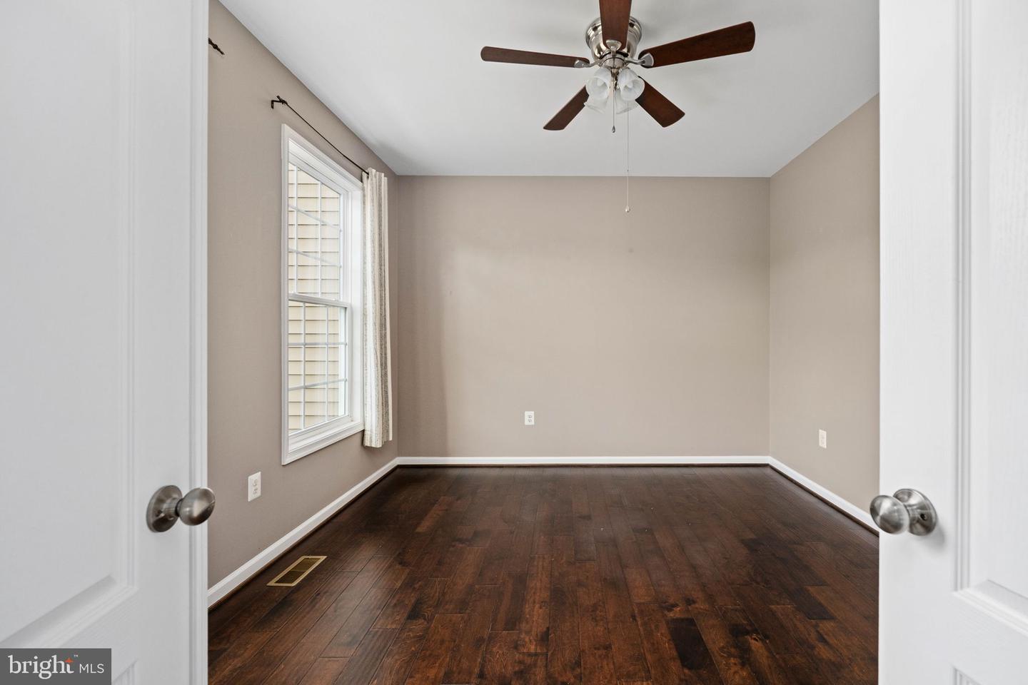 421 LONG MEADOW DR, FREDERICKSBURG, Virginia 22406, 4 Bedrooms Bedrooms, ,3 BathroomsBathrooms,Residential,For sale,421 LONG MEADOW DR,VAST2044452 MLS # VAST2044452 421 LONG MEADOW DR, FREDERICKSBURG, Virginia 22406, 4 Bedrooms Bedrooms, ,3 BathroomsBathrooms,Residential,For sale,421 LONG MEADOW DR,VAST2044452 MLS # VAST2044452