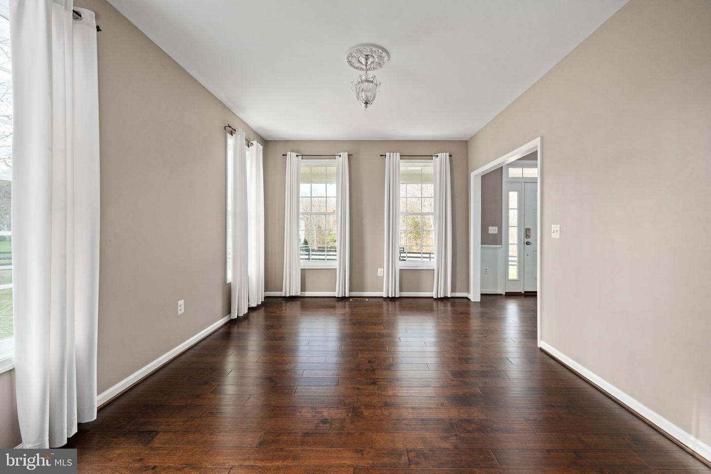 421 LONG MEADOW DR, FREDERICKSBURG, Virginia 22406, 4 Bedrooms Bedrooms, ,3 BathroomsBathrooms,Residential,For sale,421 LONG MEADOW DR,VAST2044452 MLS # VAST2044452 421 LONG MEADOW DR, FREDERICKSBURG, Virginia 22406, 4 Bedrooms Bedrooms, ,3 BathroomsBathrooms,Residential,For sale,421 LONG MEADOW DR,VAST2044452 MLS # VAST2044452