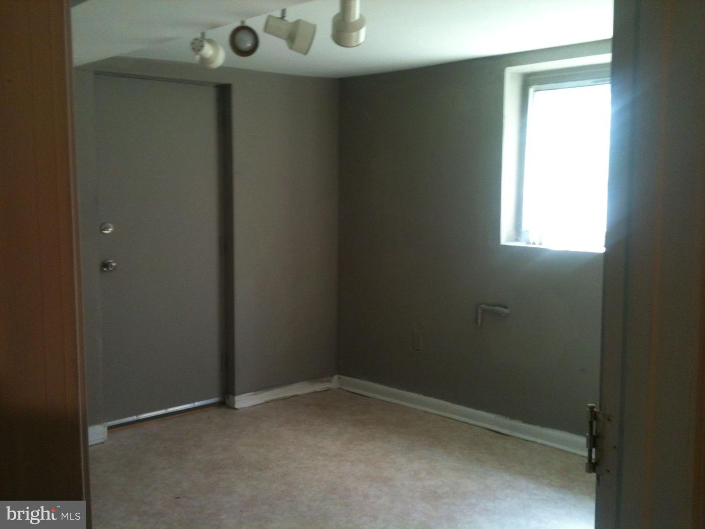 507 OAKWOOD ST SE, WASHINGTON, District Of Columbia 20032, 3 Bedrooms Bedrooms, ,2 BathroomsBathrooms,Residential,For sale,507 OAKWOOD ST SE,DCDC2121516 MLS # DCDC2121516