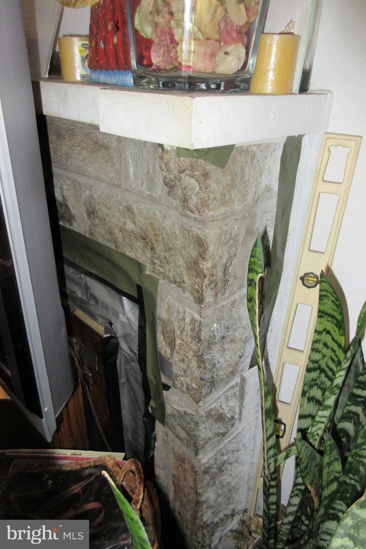 507 OAKWOOD ST SE, WASHINGTON, District Of Columbia 20032, 3 Bedrooms Bedrooms, ,2 BathroomsBathrooms,Residential,For sale,507 OAKWOOD ST SE,DCDC2121516 MLS # DCDC2121516