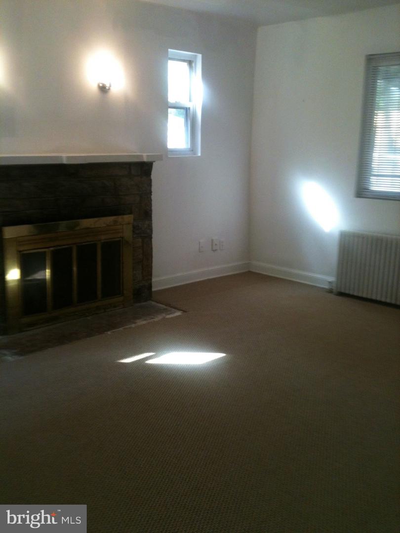 507 OAKWOOD ST SE, WASHINGTON, District Of Columbia 20032, 3 Bedrooms Bedrooms, ,2 BathroomsBathrooms,Residential,For sale,507 OAKWOOD ST SE,DCDC2121516 MLS # DCDC2121516