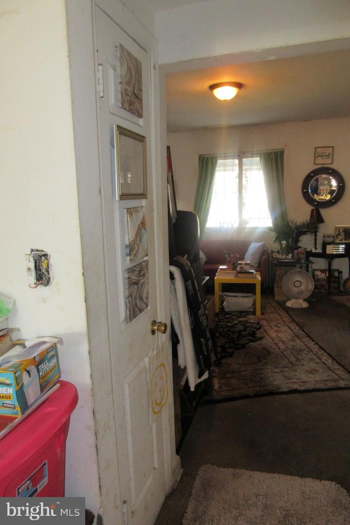 507 OAKWOOD ST SE, WASHINGTON, District Of Columbia 20032, 3 Bedrooms Bedrooms, ,2 BathroomsBathrooms,Residential,For sale,507 OAKWOOD ST SE,DCDC2121516 MLS # DCDC2121516