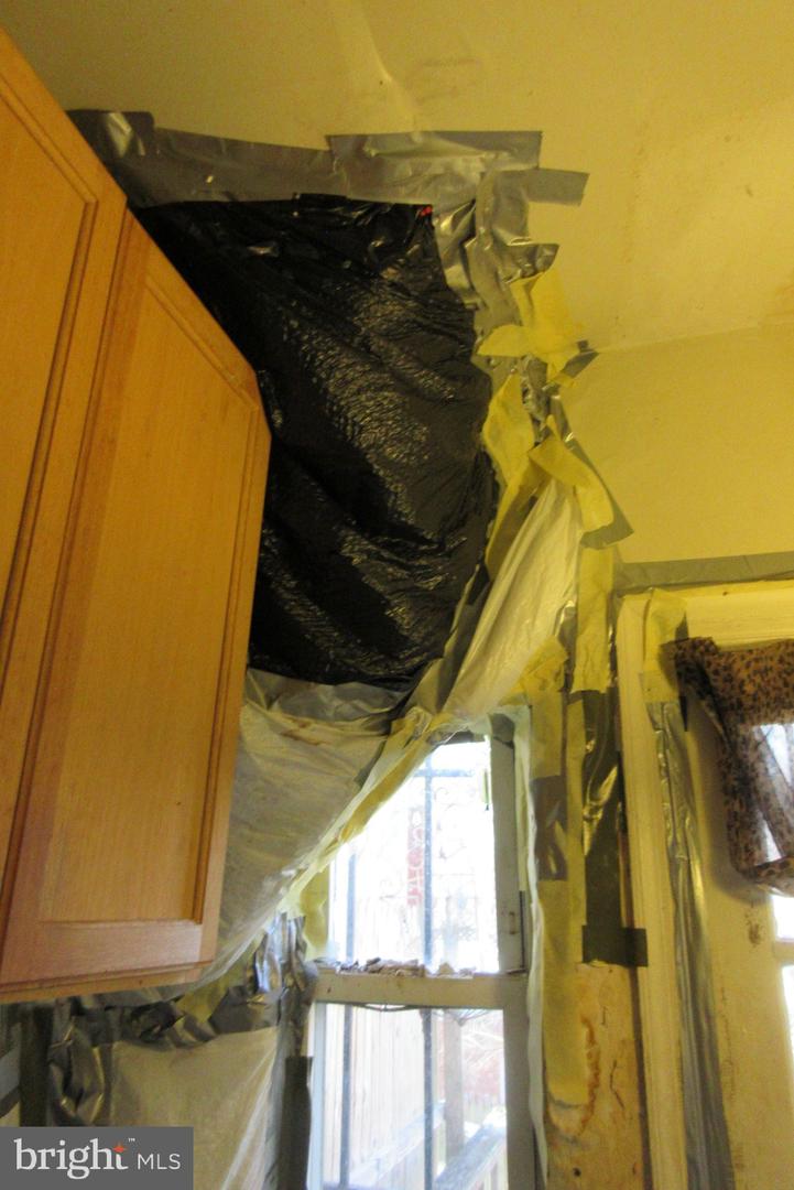 507 OAKWOOD ST SE, WASHINGTON, District Of Columbia 20032, 3 Bedrooms Bedrooms, ,2 BathroomsBathrooms,Residential,For sale,507 OAKWOOD ST SE,DCDC2121516 MLS # DCDC2121516