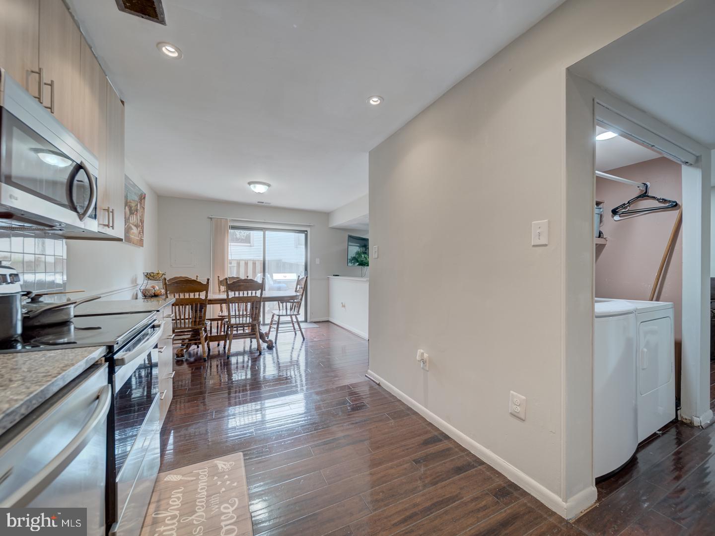 5674 OAK TANAGER CT, BURKE, Virginia 22015, 3 Bedrooms Bedrooms, ,1 BathroomBathrooms,Residential,For sale,5674 OAK TANAGER CT,VAFX2257692 MLS # VAFX2257692 5674 OAK TANAGER CT, BURKE, Virginia 22015, 3 Bedrooms Bedrooms, ,1 BathroomBathrooms,Residential,For sale,5674 OAK TANAGER CT,VAFX2257692 MLS # VAFX2257692