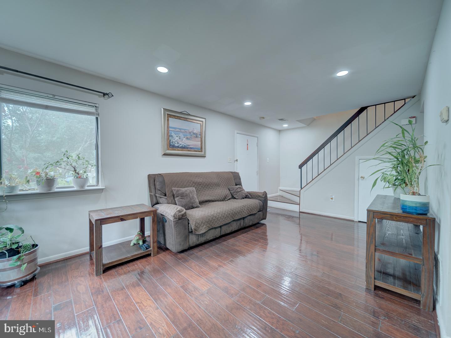 5674 OAK TANAGER CT, BURKE, Virginia 22015, 3 Bedrooms Bedrooms, ,1 BathroomBathrooms,Residential,For sale,5674 OAK TANAGER CT,VAFX2257692 MLS # VAFX2257692 5674 OAK TANAGER CT, BURKE, Virginia 22015, 3 Bedrooms Bedrooms, ,1 BathroomBathrooms,Residential,For sale,5674 OAK TANAGER CT,VAFX2257692 MLS # VAFX2257692