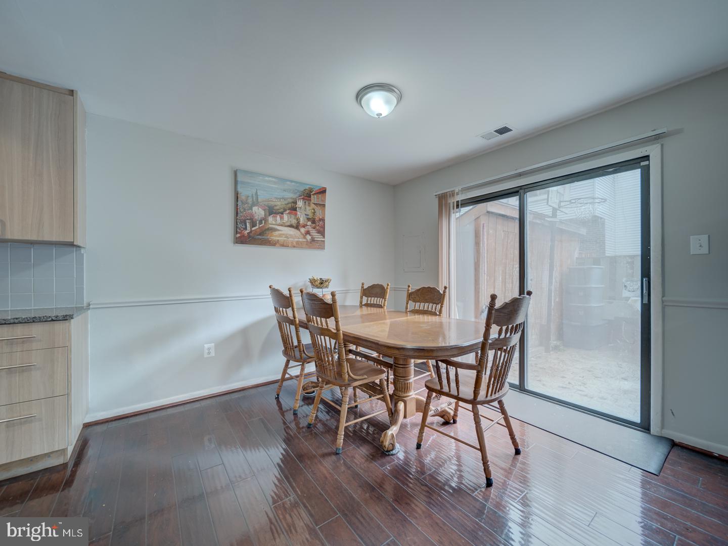 5674 OAK TANAGER CT, BURKE, Virginia 22015, 3 Bedrooms Bedrooms, ,1 BathroomBathrooms,Residential,For sale,5674 OAK TANAGER CT,VAFX2257692 MLS # VAFX2257692 5674 OAK TANAGER CT, BURKE, Virginia 22015, 3 Bedrooms Bedrooms, ,1 BathroomBathrooms,Residential,For sale,5674 OAK TANAGER CT,VAFX2257692 MLS # VAFX2257692