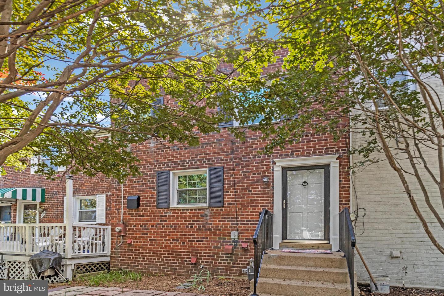 210 ASPEN ST, ALEXANDRIA, Virginia 22305, 3 Bedrooms Bedrooms, ,2 BathroomsBathrooms,Residential,For sale,210 ASPEN ST,VAAX2049870 MLS # VAAX2049870 210 ASPEN ST, ALEXANDRIA, Virginia 22305, 3 Bedrooms Bedrooms, ,2 BathroomsBathrooms,Residential,For sale,210 ASPEN ST,VAAX2049870 MLS # VAAX2049870