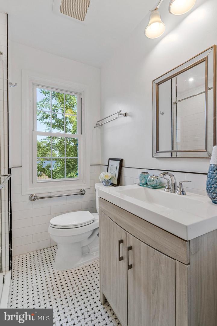 210 ASPEN ST, ALEXANDRIA, Virginia 22305, 3 Bedrooms Bedrooms, ,2 BathroomsBathrooms,Residential,For sale,210 ASPEN ST,VAAX2049870 MLS # VAAX2049870 210 ASPEN ST, ALEXANDRIA, Virginia 22305, 3 Bedrooms Bedrooms, ,2 BathroomsBathrooms,Residential,For sale,210 ASPEN ST,VAAX2049870 MLS # VAAX2049870