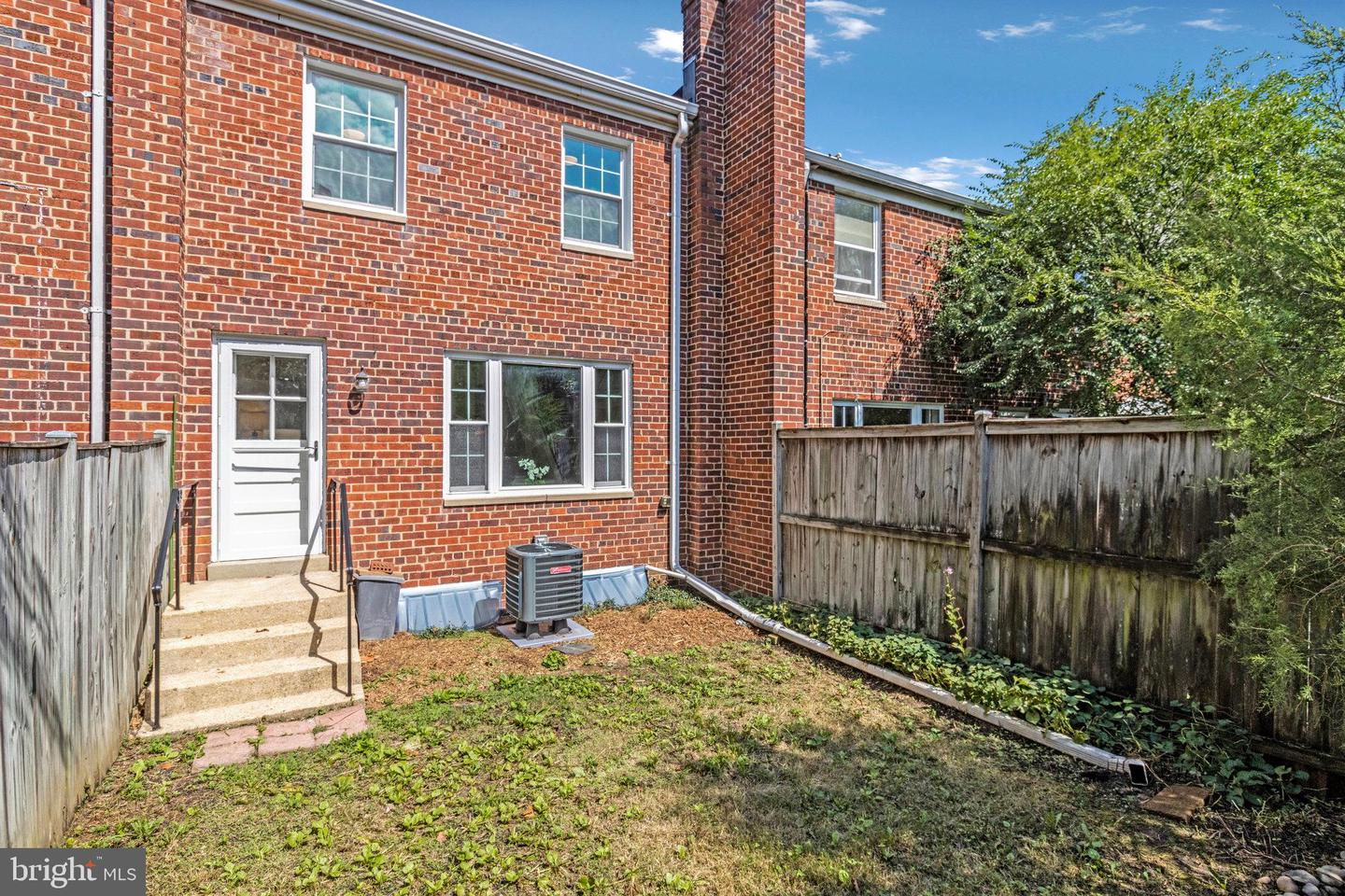 210 ASPEN ST, ALEXANDRIA, Virginia 22305, 3 Bedrooms Bedrooms, ,2 BathroomsBathrooms,Residential,For sale,210 ASPEN ST,VAAX2049870 MLS # VAAX2049870 210 ASPEN ST, ALEXANDRIA, Virginia 22305, 3 Bedrooms Bedrooms, ,2 BathroomsBathrooms,Residential,For sale,210 ASPEN ST,VAAX2049870 MLS # VAAX2049870