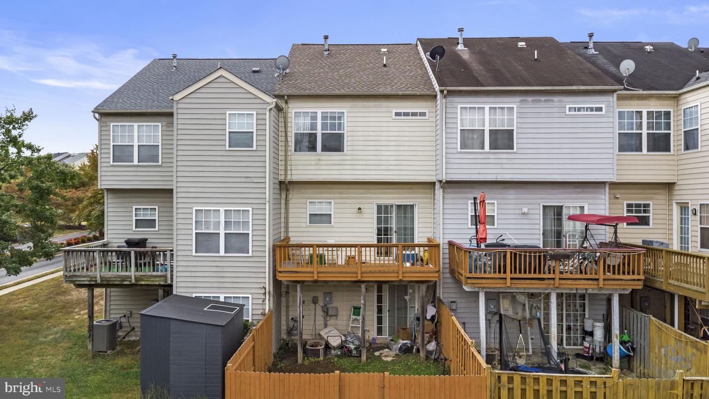 2612 CREEK MOOR CT, WOODBRIDGE, Virginia 22191, 3 Bedrooms Bedrooms, ,3 BathroomsBathrooms,Residential,For sale,2612 CREEK MOOR CT,VAPW2105574 MLS # VAPW2105574