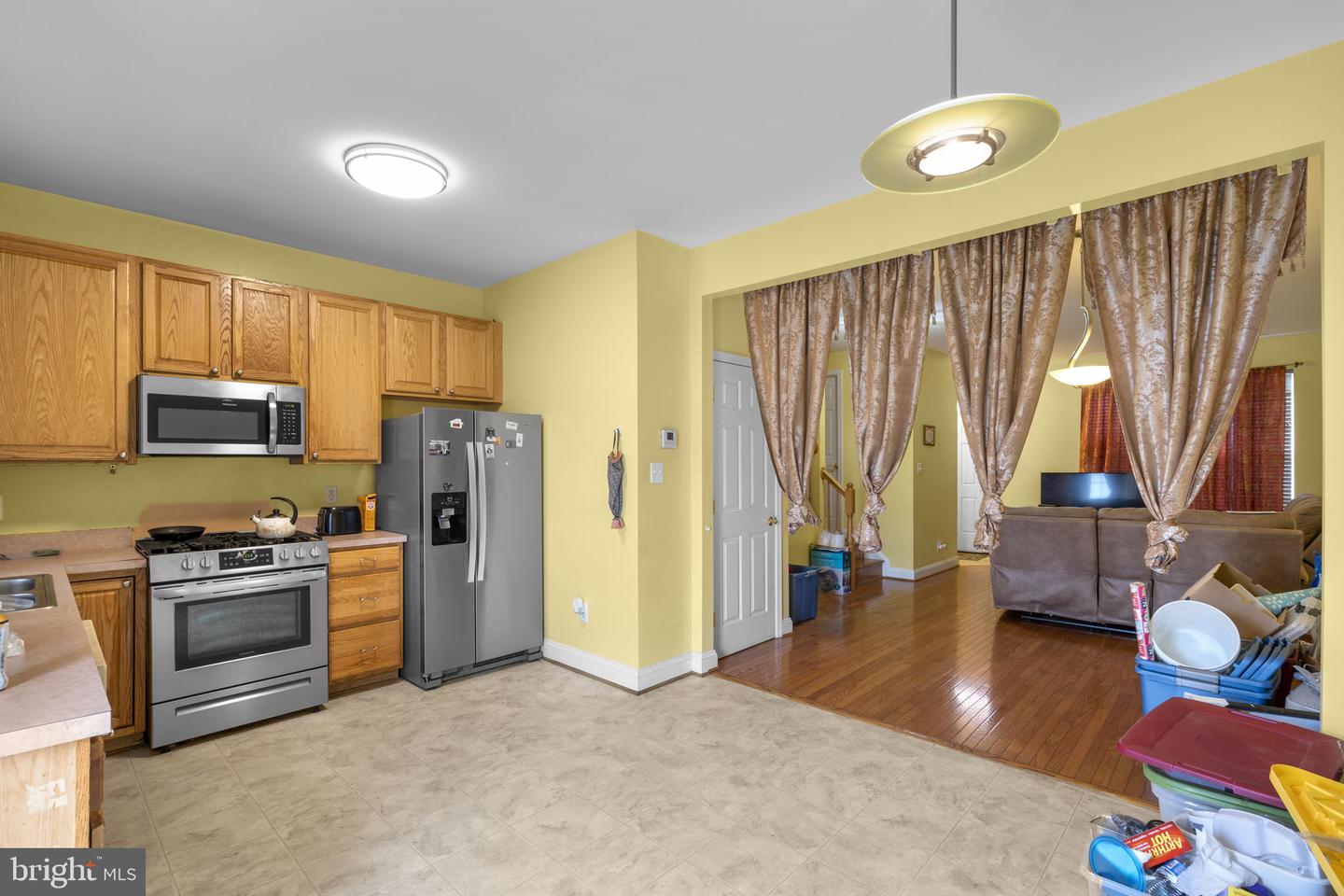 2612 CREEK MOOR CT, WOODBRIDGE, Virginia 22191, 3 Bedrooms Bedrooms, ,3 BathroomsBathrooms,Residential,For sale,2612 CREEK MOOR CT,VAPW2105574 MLS # VAPW2105574