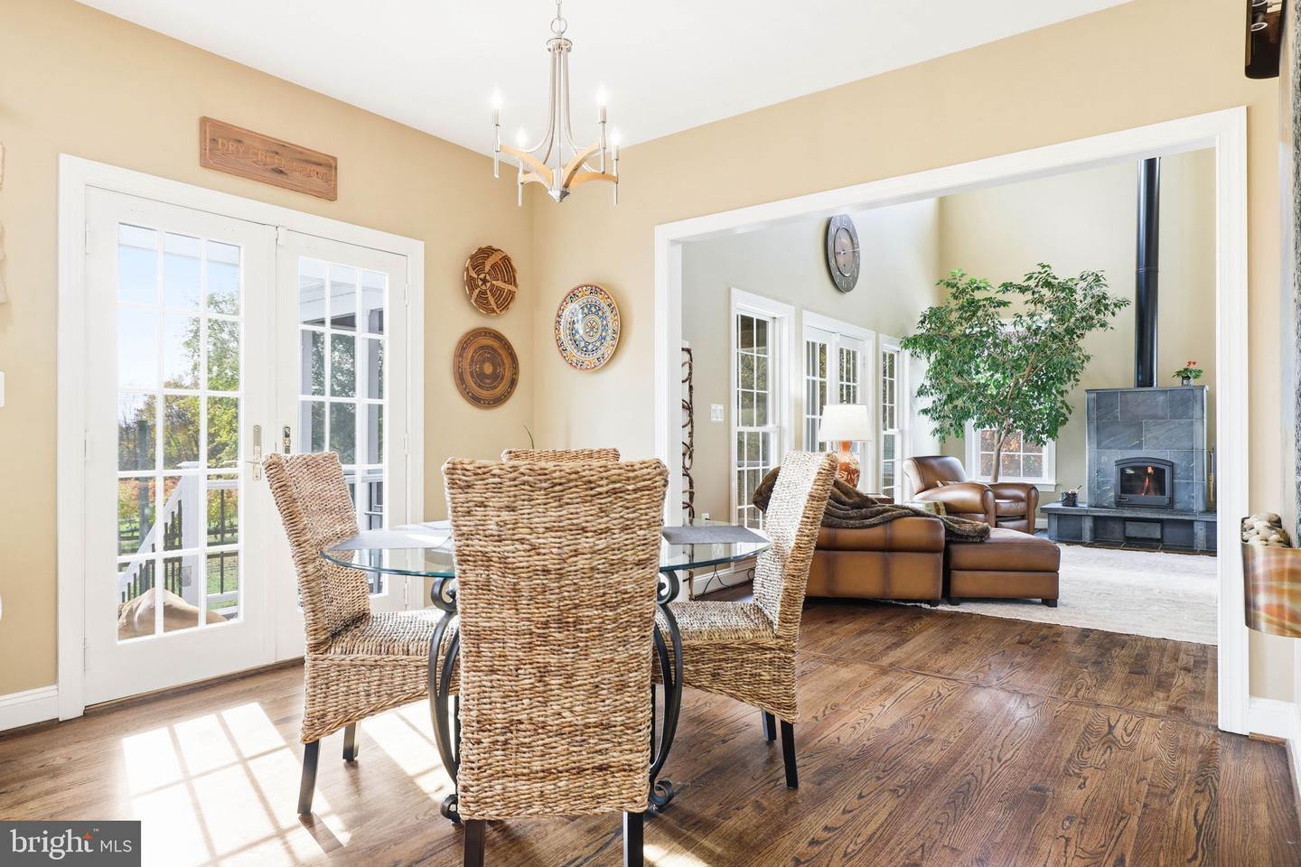 13902 BRONCO LN, LOVETTSVILLE, Virginia 20180, 4 Bedrooms Bedrooms, ,3 BathroomsBathrooms,Residential,For sale,13902 BRONCO LN,VALO2110032 MLS # VALO2110032 13902 BRONCO LN, LOVETTSVILLE, Virginia 20180, 4 Bedrooms Bedrooms, ,3 BathroomsBathrooms,Residential,For sale,13902 BRONCO LN,VALO2110032 MLS # VALO2110032