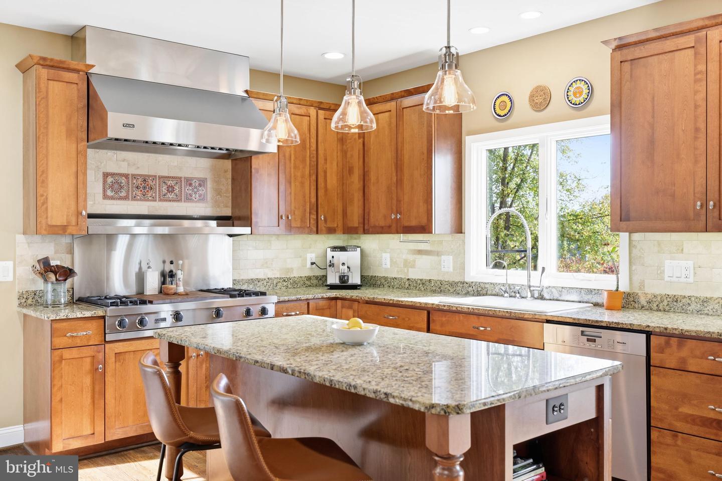 13902 BRONCO LN, LOVETTSVILLE, Virginia 20180, 4 Bedrooms Bedrooms, ,3 BathroomsBathrooms,Residential,For sale,13902 BRONCO LN,VALO2110032 MLS # VALO2110032 13902 BRONCO LN, LOVETTSVILLE, Virginia 20180, 4 Bedrooms Bedrooms, ,3 BathroomsBathrooms,Residential,For sale,13902 BRONCO LN,VALO2110032 MLS # VALO2110032