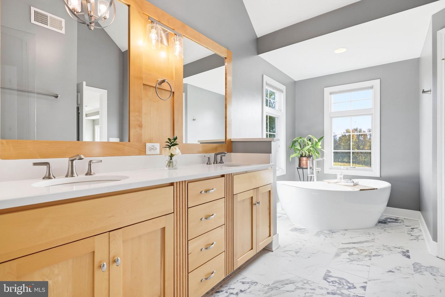 13902 BRONCO LN, LOVETTSVILLE, Virginia 20180, 4 Bedrooms Bedrooms, ,3 BathroomsBathrooms,Residential,For sale,13902 BRONCO LN,VALO2110032 MLS # VALO2110032 13902 BRONCO LN, LOVETTSVILLE, Virginia 20180, 4 Bedrooms Bedrooms, ,3 BathroomsBathrooms,Residential,For sale,13902 BRONCO LN,VALO2110032 MLS # VALO2110032