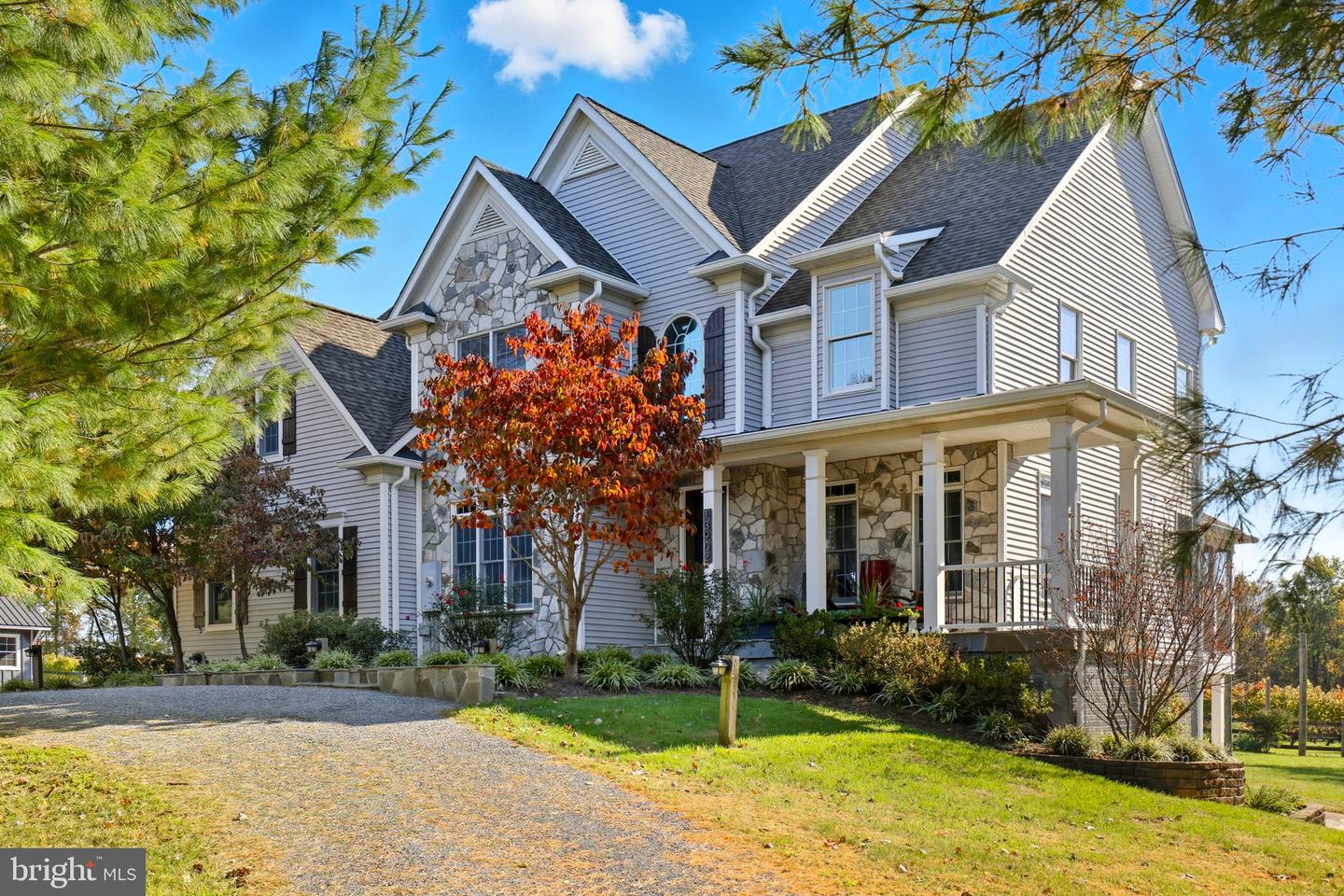 13902 BRONCO LN, LOVETTSVILLE, Virginia 20180, 4 Bedrooms Bedrooms, ,3 BathroomsBathrooms,Residential,For sale,13902 BRONCO LN,VALO2110032 MLS # VALO2110032 13902 BRONCO LN, LOVETTSVILLE, Virginia 20180, 4 Bedrooms Bedrooms, ,3 BathroomsBathrooms,Residential,For sale,13902 BRONCO LN,VALO2110032 MLS # VALO2110032