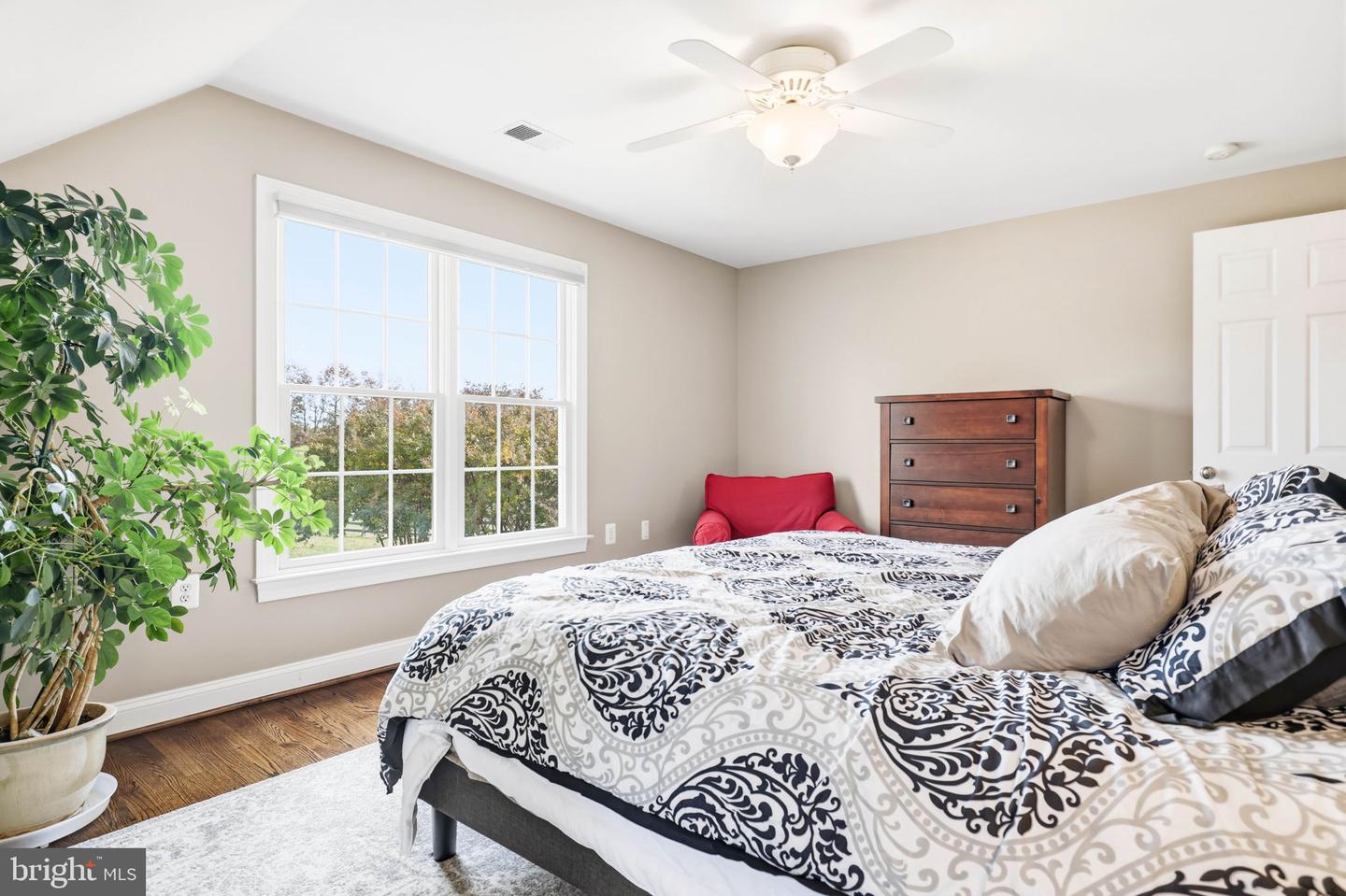 13902 BRONCO LN, LOVETTSVILLE, Virginia 20180, 4 Bedrooms Bedrooms, ,3 BathroomsBathrooms,Residential,For sale,13902 BRONCO LN,VALO2110032 MLS # VALO2110032 13902 BRONCO LN, LOVETTSVILLE, Virginia 20180, 4 Bedrooms Bedrooms, ,3 BathroomsBathrooms,Residential,For sale,13902 BRONCO LN,VALO2110032 MLS # VALO2110032