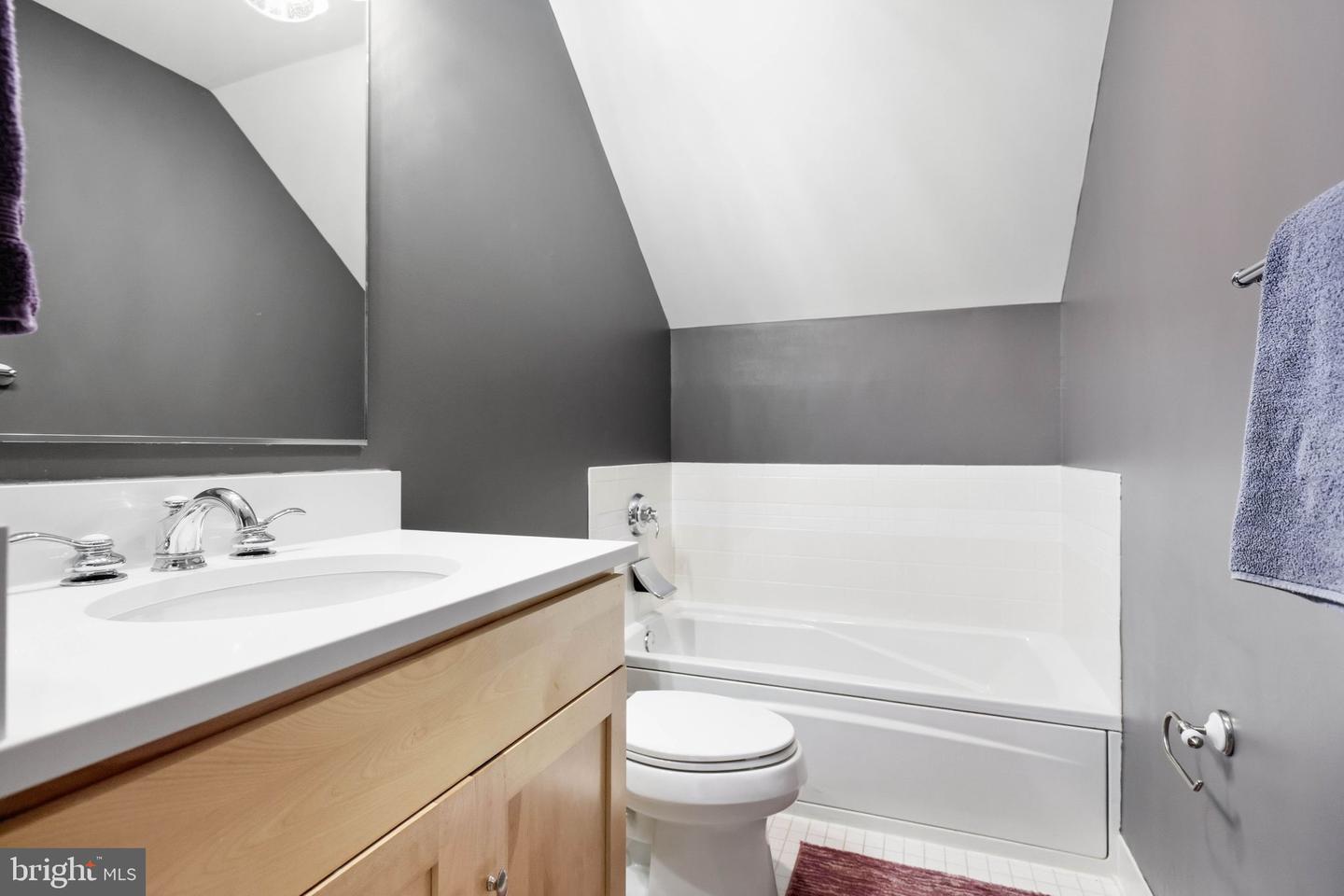 13902 BRONCO LN, LOVETTSVILLE, Virginia 20180, 4 Bedrooms Bedrooms, ,3 BathroomsBathrooms,Residential,For sale,13902 BRONCO LN,VALO2110032 MLS # VALO2110032 13902 BRONCO LN, LOVETTSVILLE, Virginia 20180, 4 Bedrooms Bedrooms, ,3 BathroomsBathrooms,Residential,For sale,13902 BRONCO LN,VALO2110032 MLS # VALO2110032