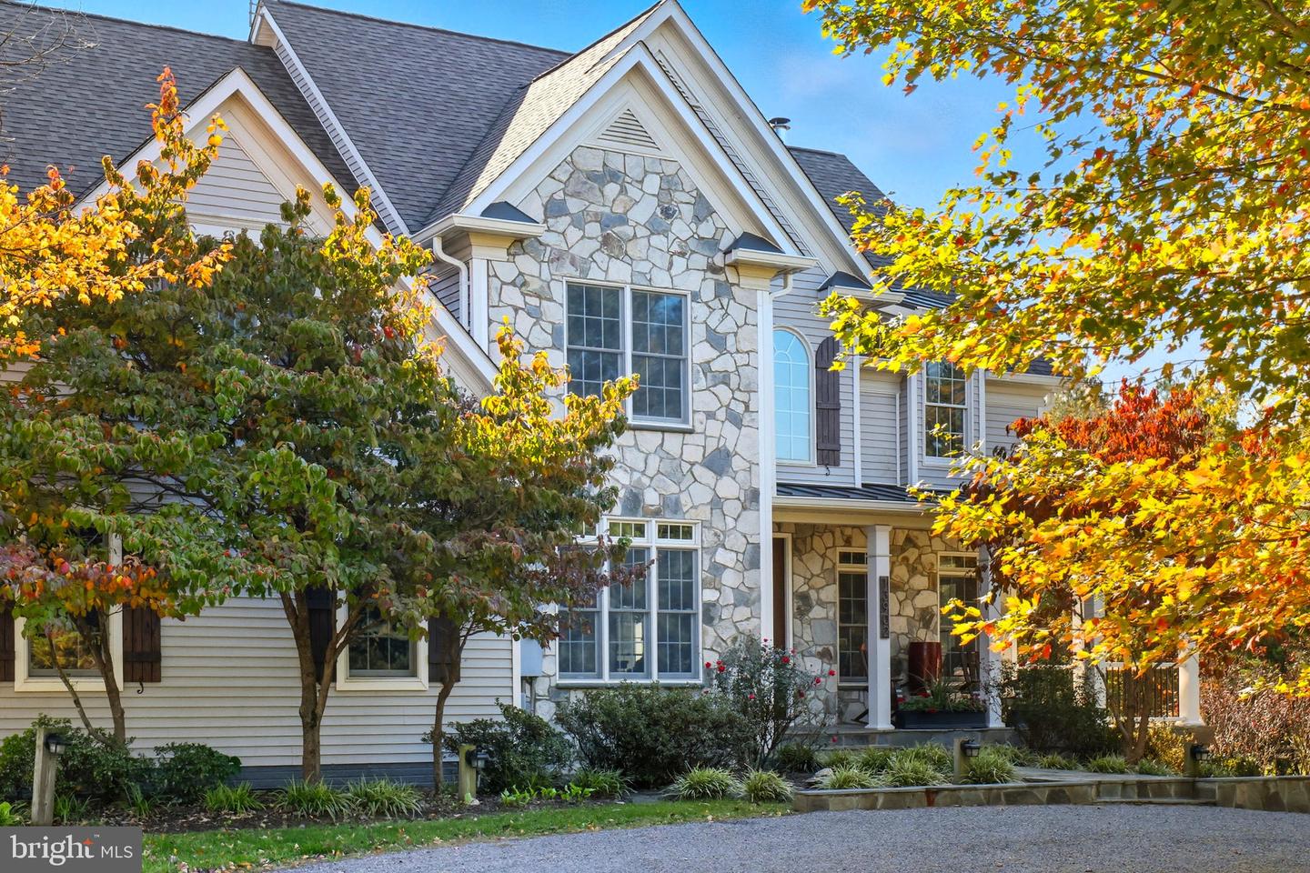 13902 BRONCO LN, LOVETTSVILLE, Virginia 20180, 4 Bedrooms Bedrooms, ,3 BathroomsBathrooms,Residential,For sale,13902 BRONCO LN,VALO2110032 MLS # VALO2110032 13902 BRONCO LN, LOVETTSVILLE, Virginia 20180, 4 Bedrooms Bedrooms, ,3 BathroomsBathrooms,Residential,For sale,13902 BRONCO LN,VALO2110032 MLS # VALO2110032