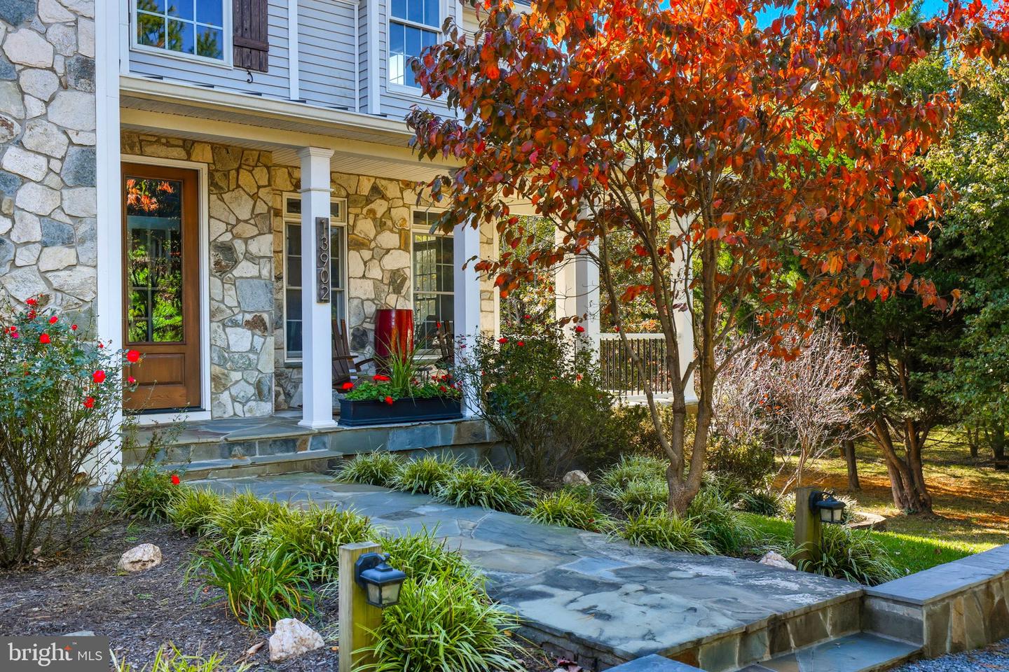 13902 BRONCO LN, LOVETTSVILLE, Virginia 20180, 4 Bedrooms Bedrooms, ,3 BathroomsBathrooms,Residential,For sale,13902 BRONCO LN,VALO2110032 MLS # VALO2110032 13902 BRONCO LN, LOVETTSVILLE, Virginia 20180, 4 Bedrooms Bedrooms, ,3 BathroomsBathrooms,Residential,For sale,13902 BRONCO LN,VALO2110032 MLS # VALO2110032