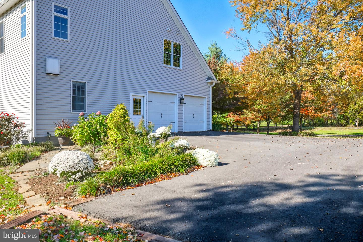 13902 BRONCO LN, LOVETTSVILLE, Virginia 20180, 4 Bedrooms Bedrooms, ,3 BathroomsBathrooms,Residential,For sale,13902 BRONCO LN,VALO2110032 MLS # VALO2110032 13902 BRONCO LN, LOVETTSVILLE, Virginia 20180, 4 Bedrooms Bedrooms, ,3 BathroomsBathrooms,Residential,For sale,13902 BRONCO LN,VALO2110032 MLS # VALO2110032