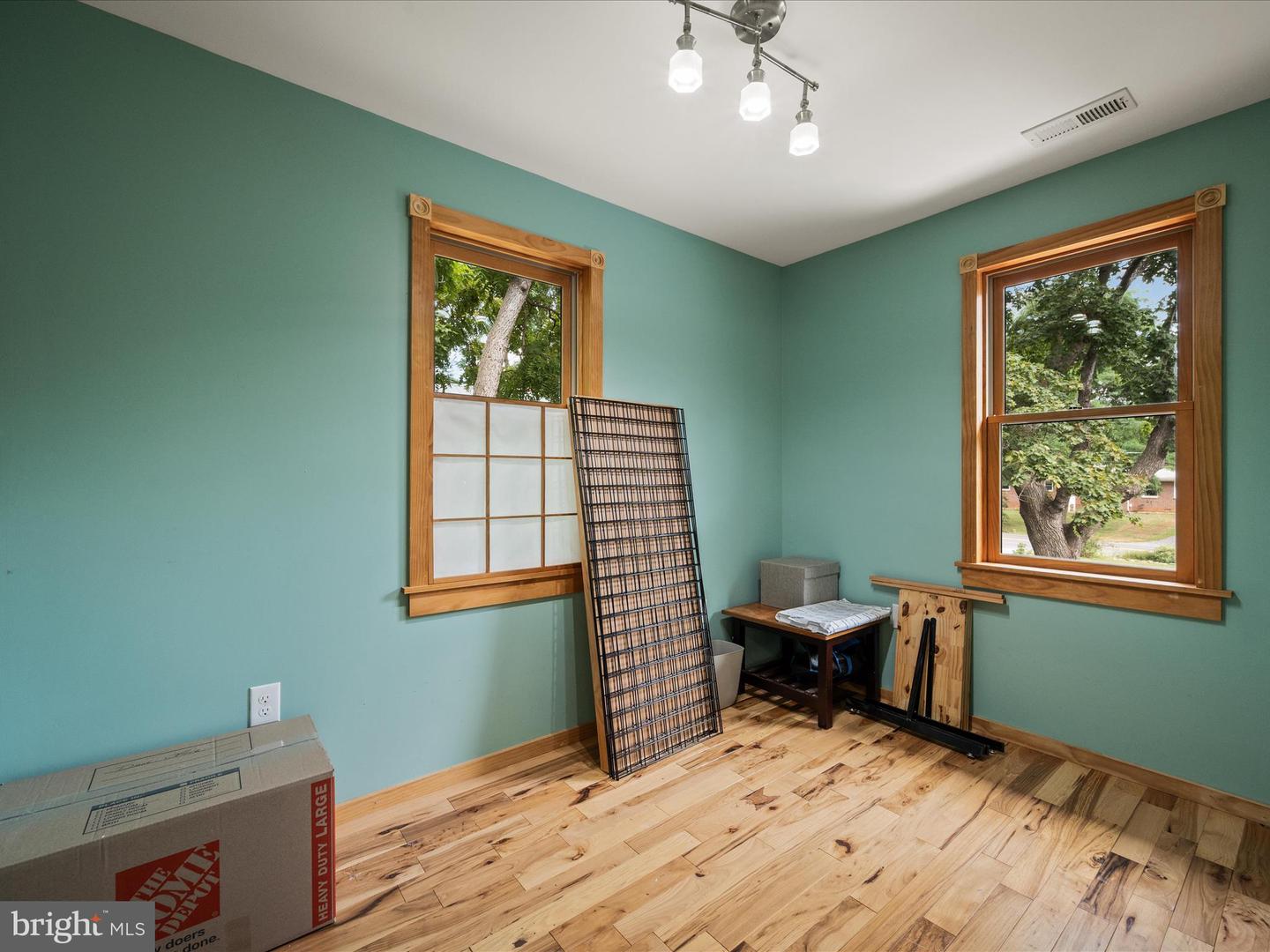 325 S CHURCH ST, BERRYVILLE, Virginia 22611, ,Land,For sale,325 S CHURCH ST,VACL2006080 MLS # VACL2006080