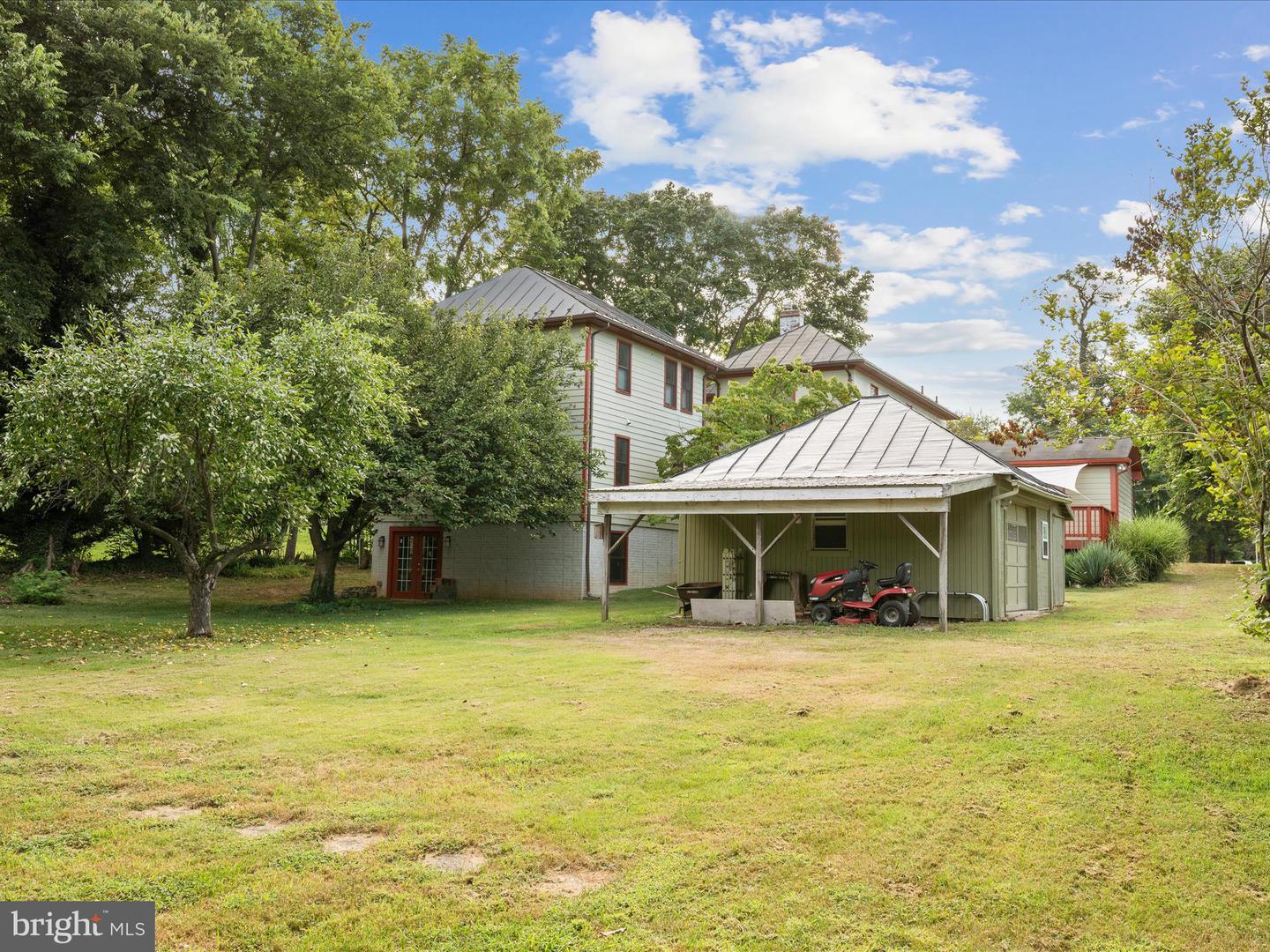 325 S CHURCH ST, BERRYVILLE, Virginia 22611, ,Land,For sale,325 S CHURCH ST,VACL2006080 MLS # VACL2006080