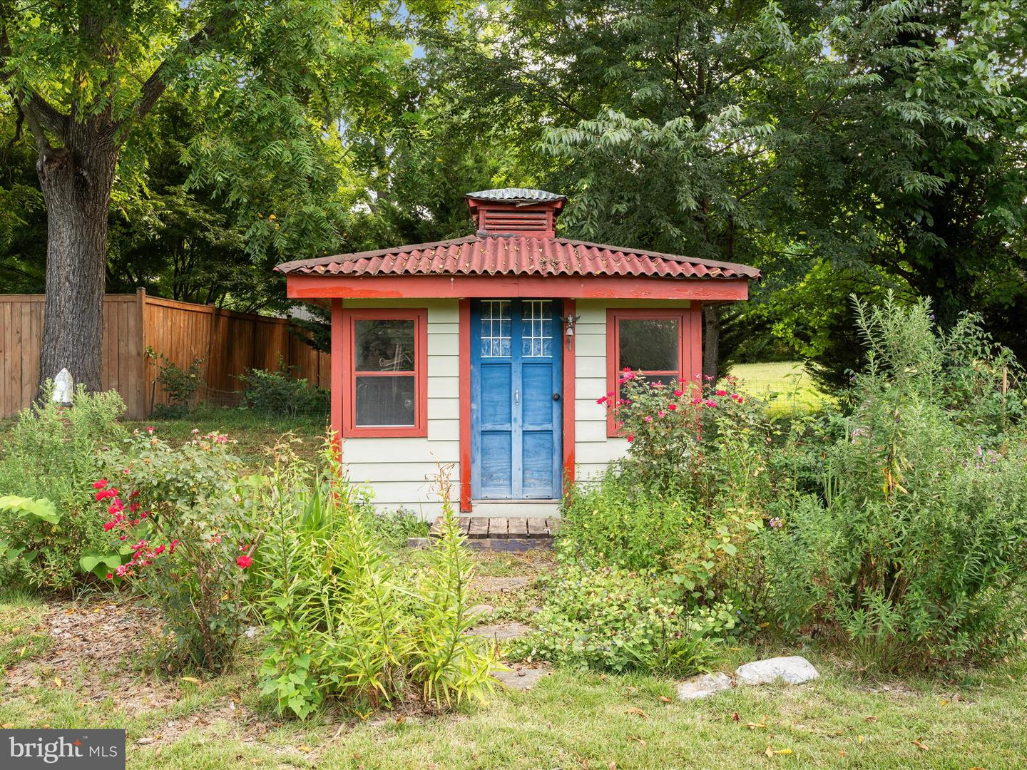 325 S CHURCH ST, BERRYVILLE, Virginia 22611, ,Land,For sale,325 S CHURCH ST,VACL2006080 MLS # VACL2006080