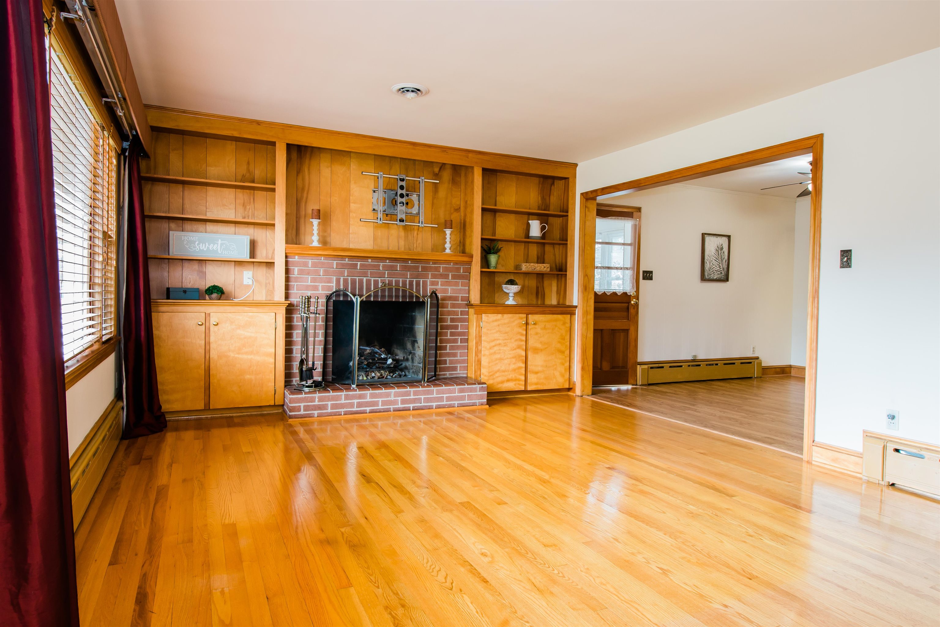 355 WESTVIEW ST, DAYTON, Virginia 22821, 3 Bedrooms Bedrooms, ,1 BathroomBathrooms,Residential,Solid built Brick Ranch,355 WESTVIEW ST,671493 MLS # 671493