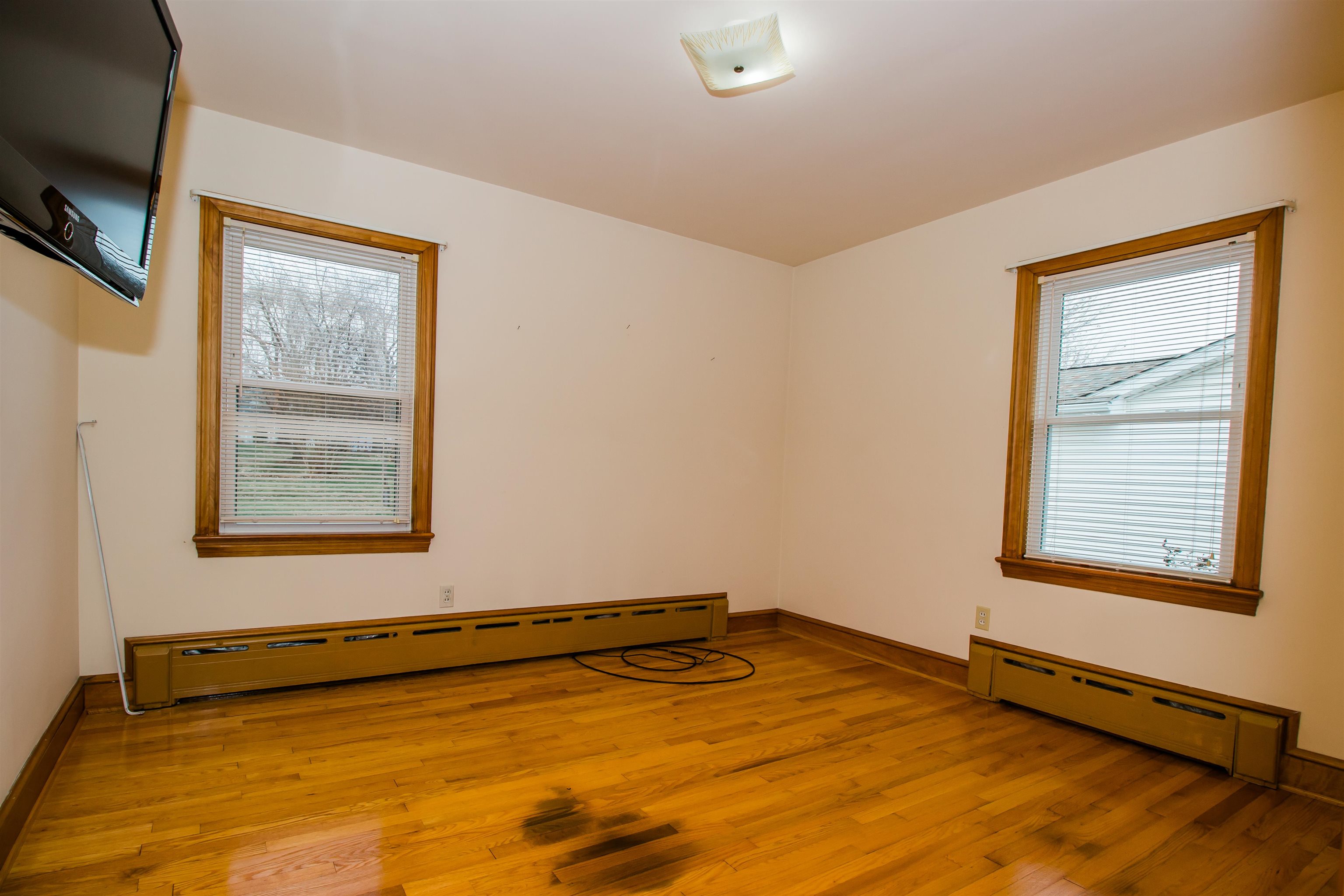 355 WESTVIEW ST, DAYTON, Virginia 22821, 3 Bedrooms Bedrooms, ,1 BathroomBathrooms,Residential,Solid built Brick Ranch,355 WESTVIEW ST,671493 MLS # 671493