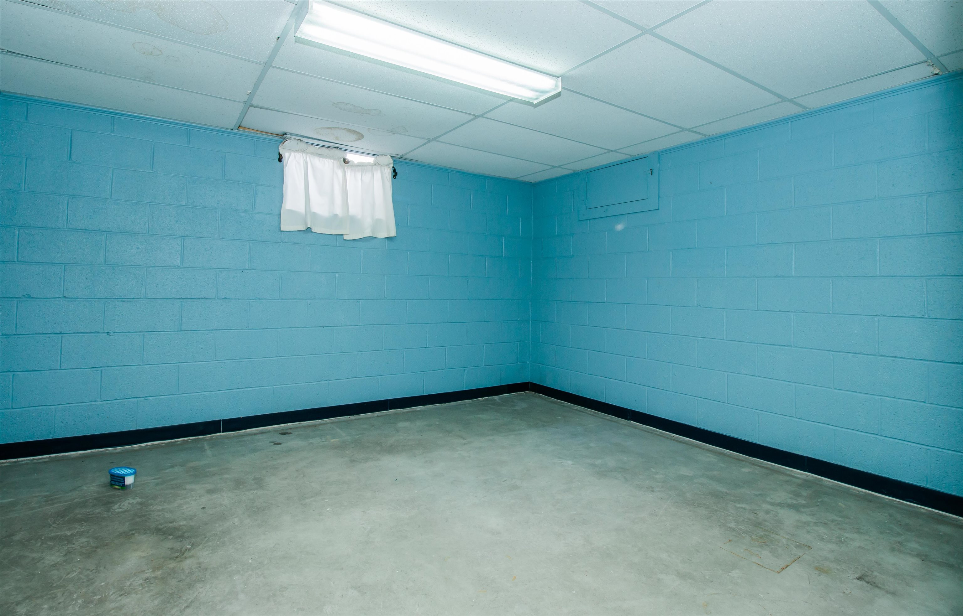 355 WESTVIEW ST, DAYTON, Virginia 22821, 3 Bedrooms Bedrooms, ,1 BathroomBathrooms,Residential,Solid built Brick Ranch,355 WESTVIEW ST,671493 MLS # 671493