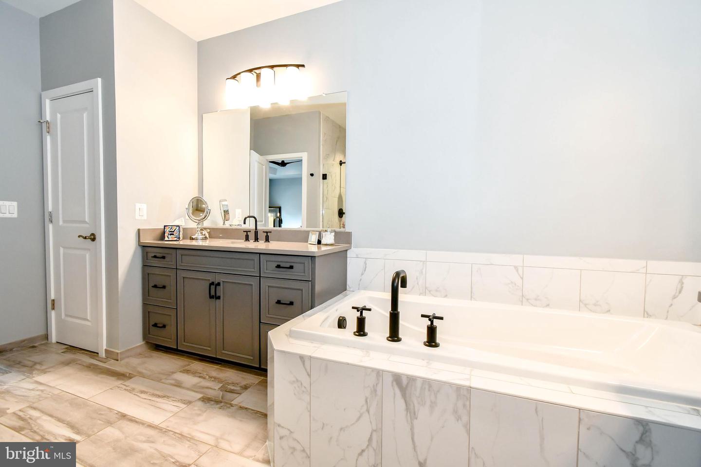 42789 MACBETH TER, ASHBURN, Virginia 20148, 4 Bedrooms Bedrooms, ,3 BathroomsBathrooms,Residential,For sale,42789 MACBETH TER,VALO2110778 MLS # VALO2110778