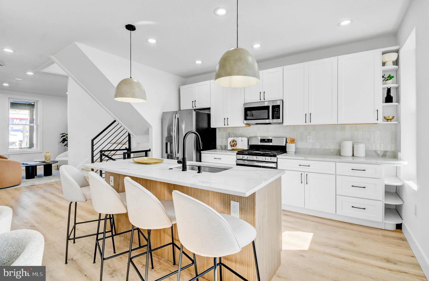 517 FLORIDA AVE NE, WASHINGTON, District Of Columbia 20002, 4 Bedrooms Bedrooms, ,3 BathroomsBathrooms,Residential,For sale,517 FLORIDA AVE NE,DCDC2233006 MLS # DCDC2233006