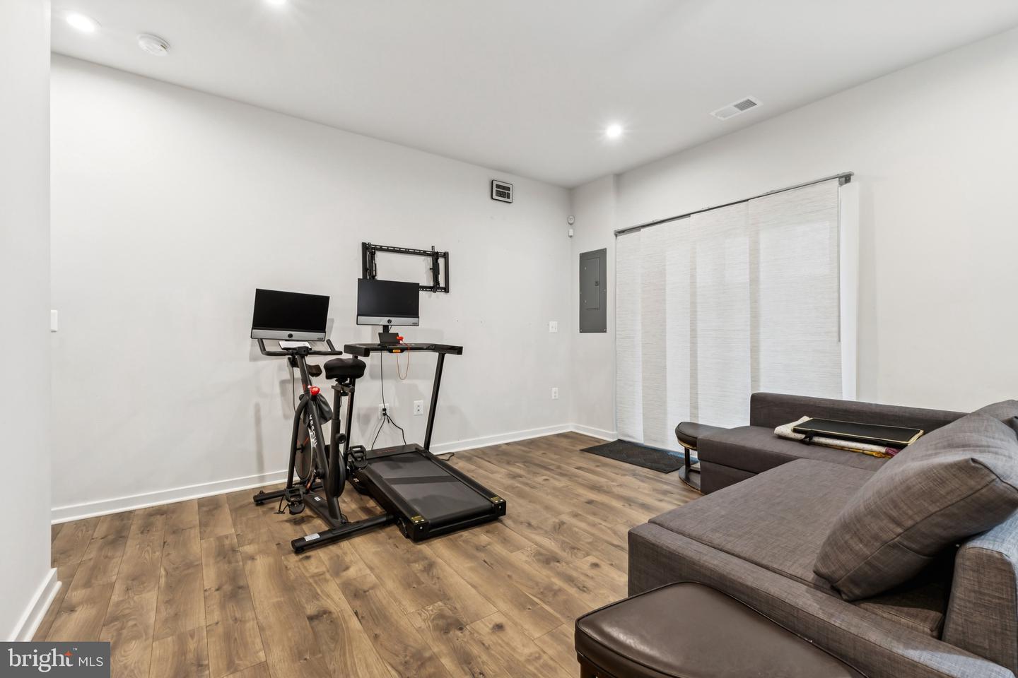 1697 BEECH LEAF ST, DUMFRIES, Virginia 22026, 3 Bedrooms Bedrooms, ,3 BathroomsBathrooms,Residential,For sale,1697 BEECH LEAF ST,VAPW2108402 MLS # VAPW2108402