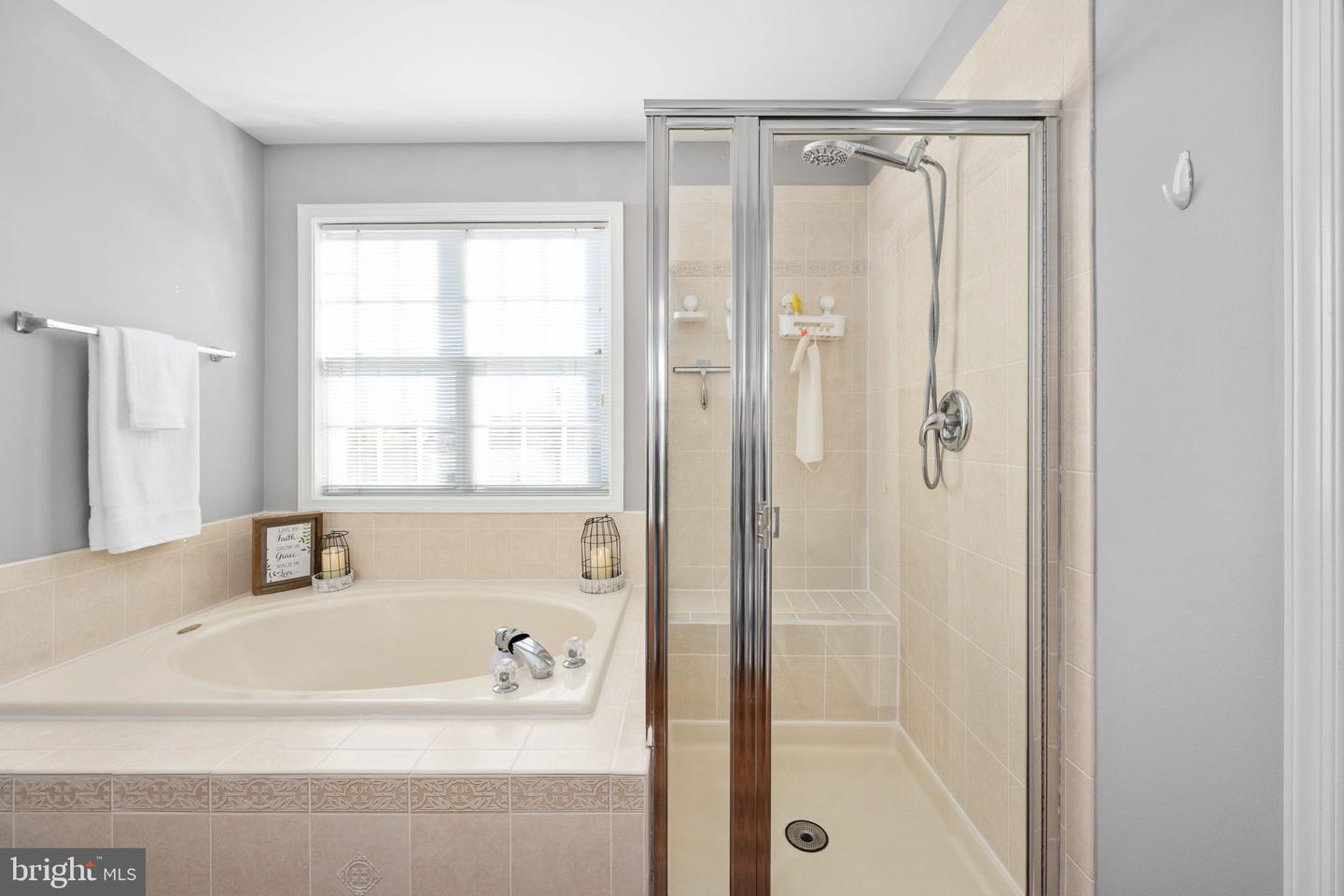 7508 DAUGHTRY DR, FREDERICKSBURG, Virginia 22407, 4 Bedrooms Bedrooms, 12 Rooms Rooms,3 BathroomsBathrooms,Residential,For sale,7508 DAUGHTRY DR,VASP2037848 MLS # VASP2037848 7508 DAUGHTRY DR, FREDERICKSBURG, Virginia 22407, 4 Bedrooms Bedrooms, 12 Rooms Rooms,3 BathroomsBathrooms,Residential,For sale,7508 DAUGHTRY DR,VASP2037848 MLS # VASP2037848