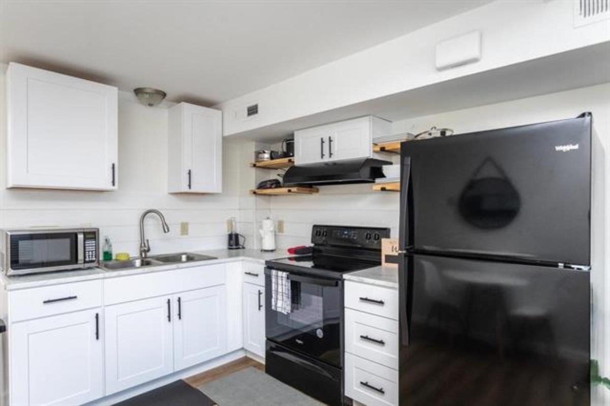 600 EAST MAIN ST, WAYNESBORO, Virginia 22980, ,Commercial,600 EAST MAIN ST,671496 MLS # 671496