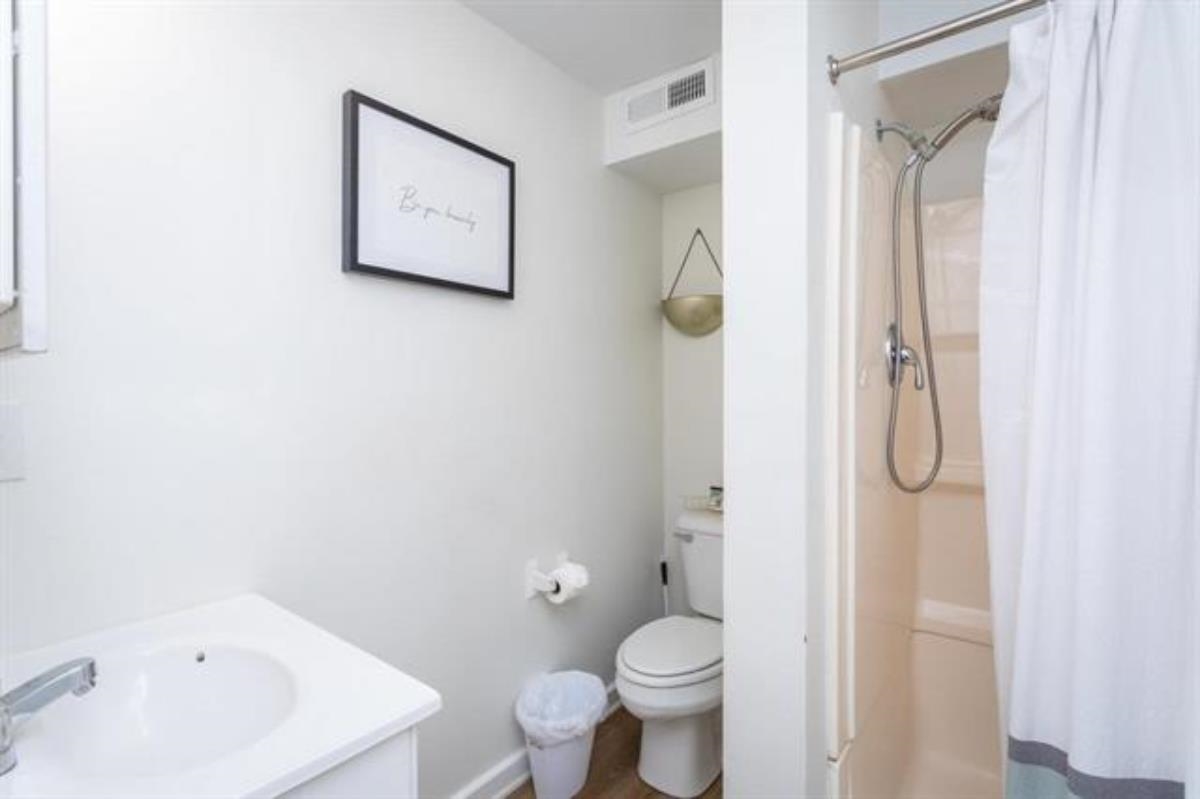 600 EAST MAIN ST, WAYNESBORO, Virginia 22980, ,Commercial,600 EAST MAIN ST,671496 MLS # 671496