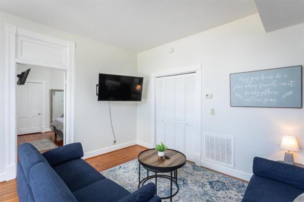 600 EAST MAIN ST, WAYNESBORO, Virginia 22980, ,Commercial,600 EAST MAIN ST,671496 MLS # 671496