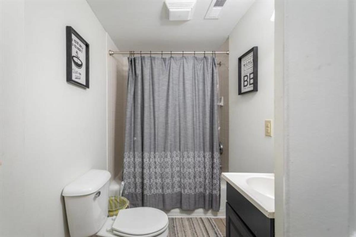 600 EAST MAIN ST, WAYNESBORO, Virginia 22980, ,Commercial,600 EAST MAIN ST,671496 MLS # 671496