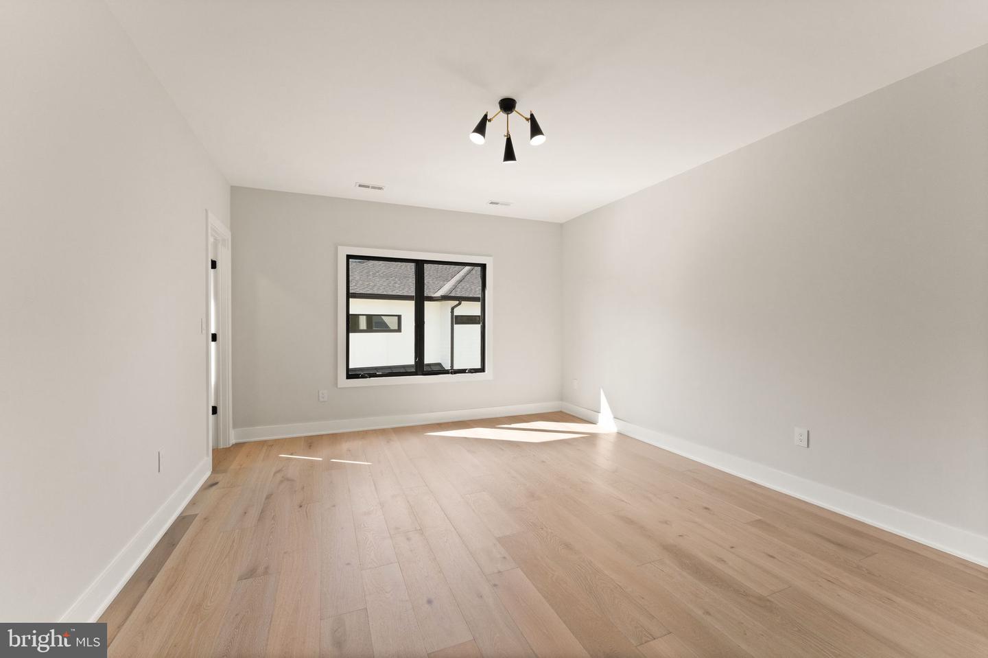 1710 DALEWOOD PLACE, MCLEAN, Virginia 22101, 6 Bedrooms Bedrooms, ,6 BathroomsBathrooms,Residential,For sale,1710 DALEWOOD PLACE,VAFX2160808 MLS # VAFX2160808 1710 DALEWOOD PLACE, MCLEAN, Virginia 22101, 6 Bedrooms Bedrooms, ,6 BathroomsBathrooms,Residential,For sale,1710 DALEWOOD PLACE,VAFX2160808 MLS # VAFX2160808